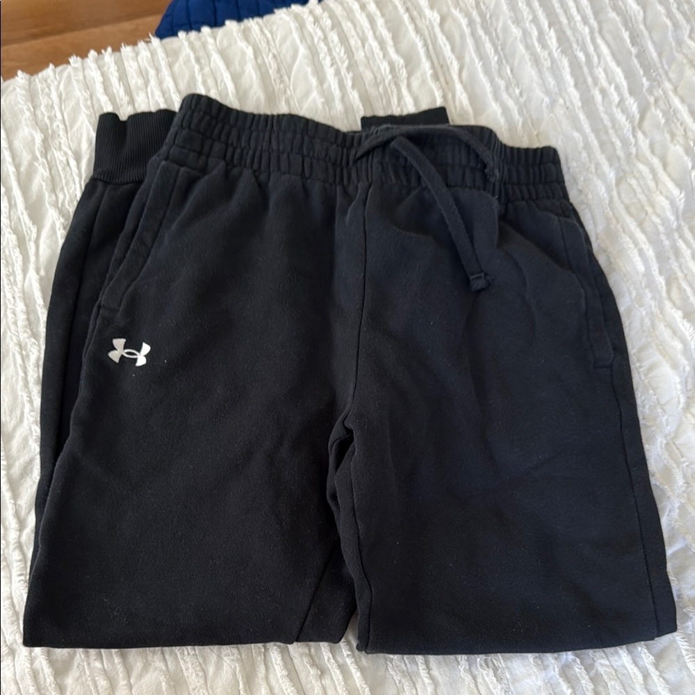 Under Armour Black Sweatpants Comfortable Athletic Joggers